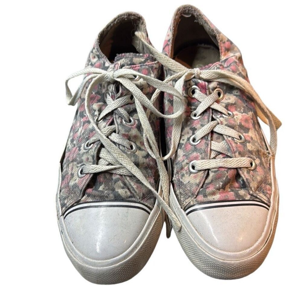 Airwalk Women's Gray Pink White Floral All Over Print Low Top Sneaker Size 8.5